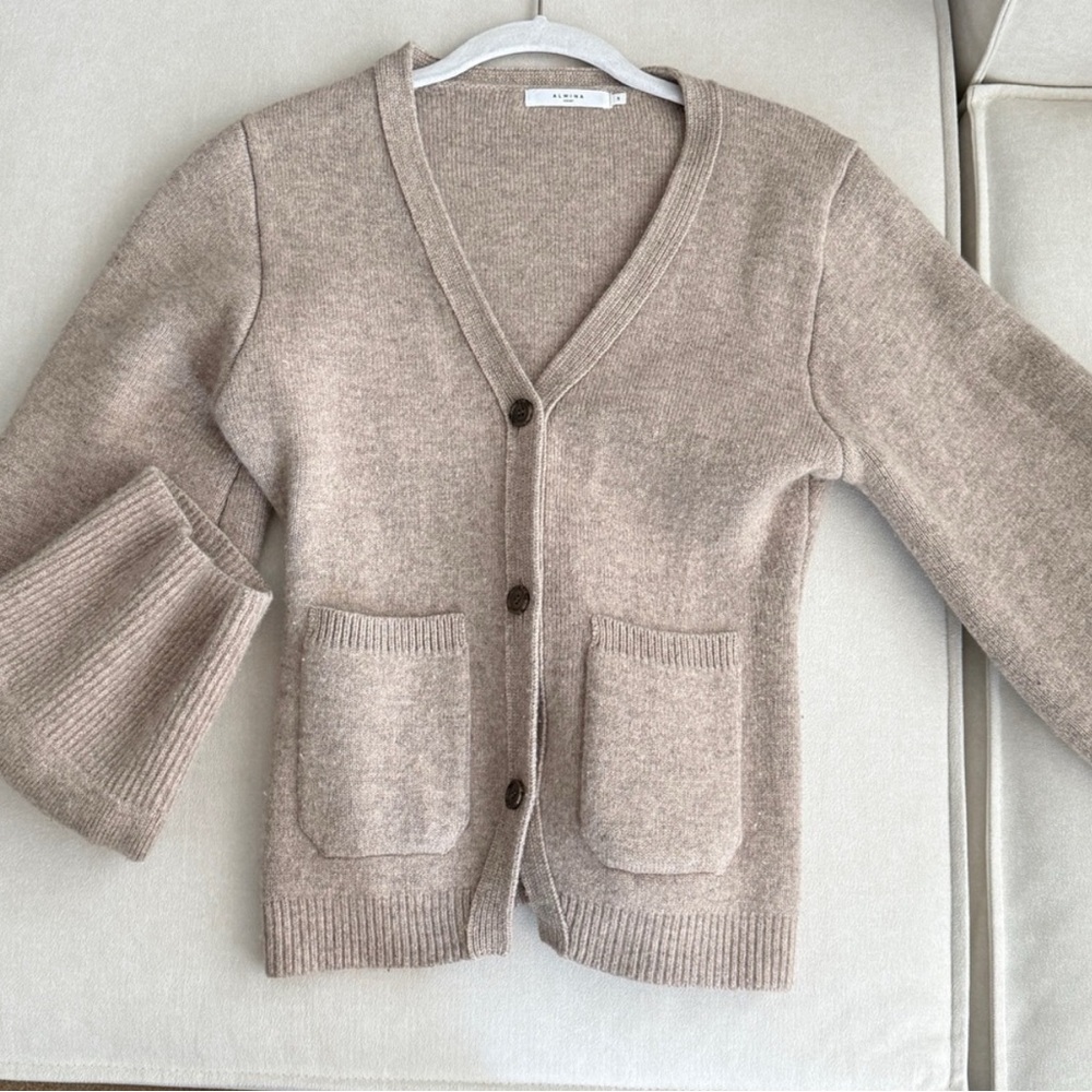 Almina Concepts Cardigan